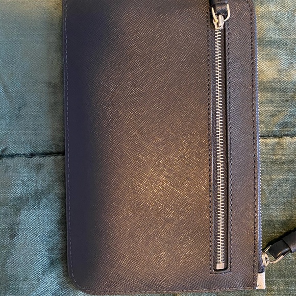 Kate spade wristlet- navy/baby blue - Picture 4 of 5